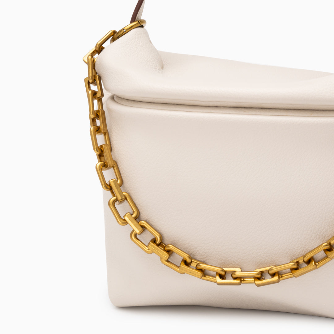 <tc>Borsa a tracolla con catena Isadora</tc>