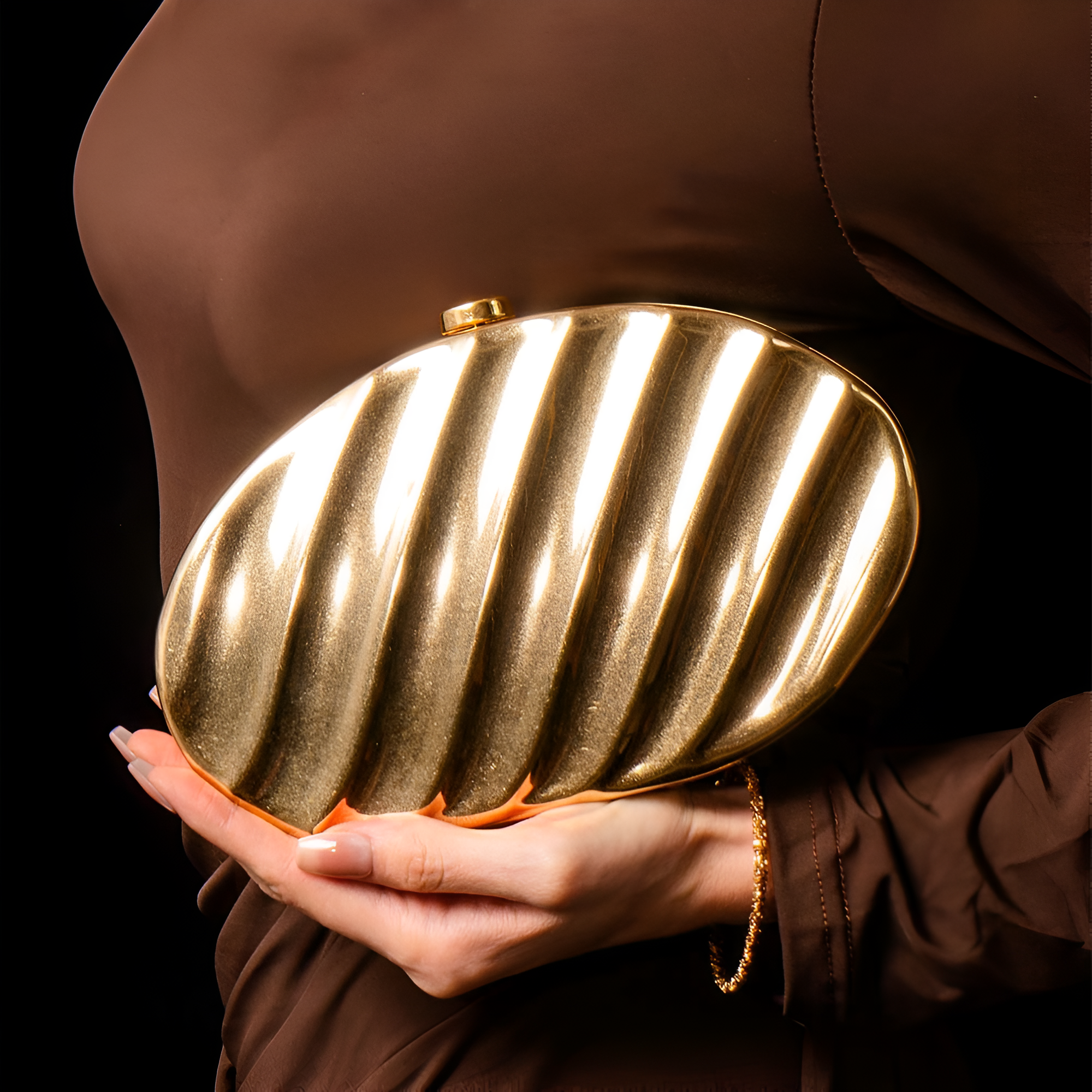 <tc>Pochette Alina Shell</tc>