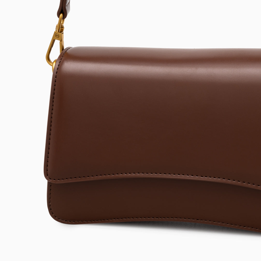 <tc>Borsa a tracolla in pelle Britney Sleek</tc>