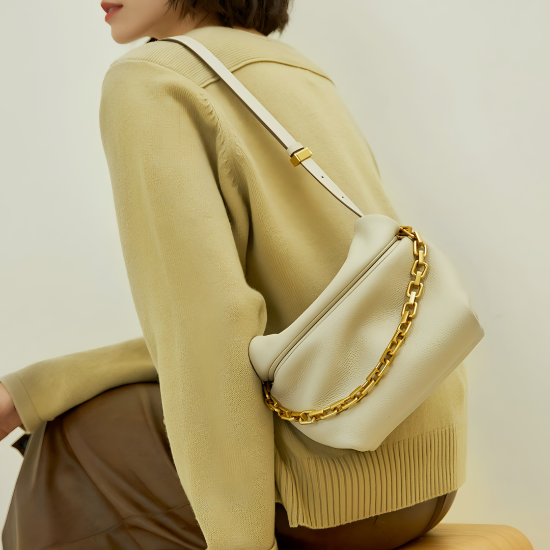 <tc>Borsa a tracolla con catena Isadora</tc>