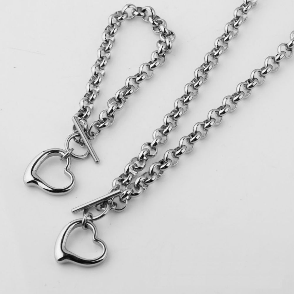 Set di gioielli a cuore con chiusura a ginocchiera vintage